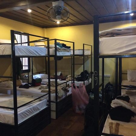 Central Backpacker Hostel Luang Prabang Exterior foto