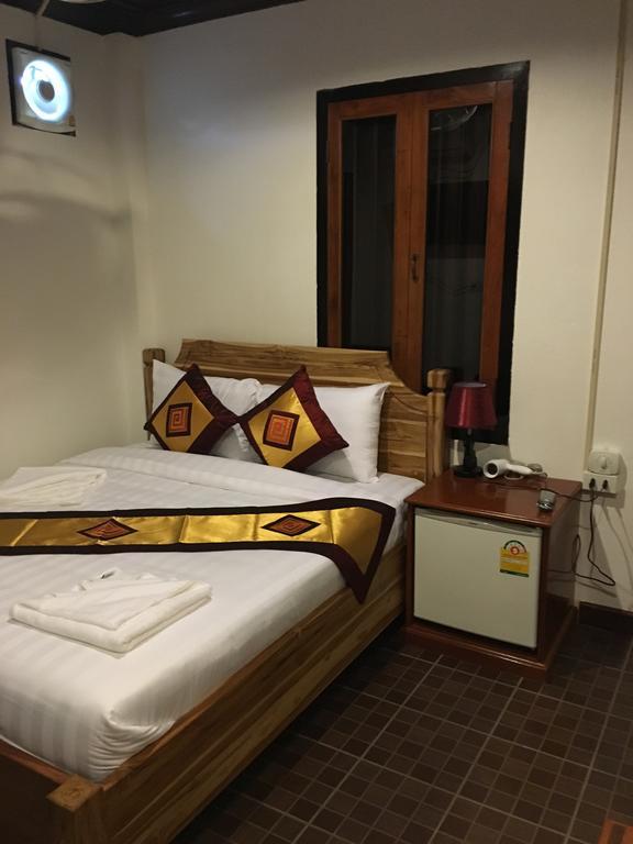 Central Backpacker Hostel Luang Prabang Exterior foto