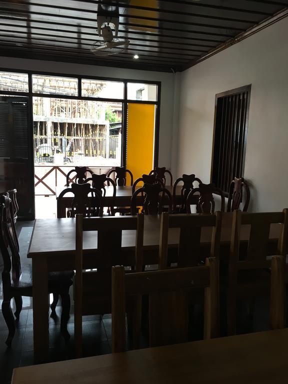 Central Backpacker Hostel Luang Prabang Exterior foto